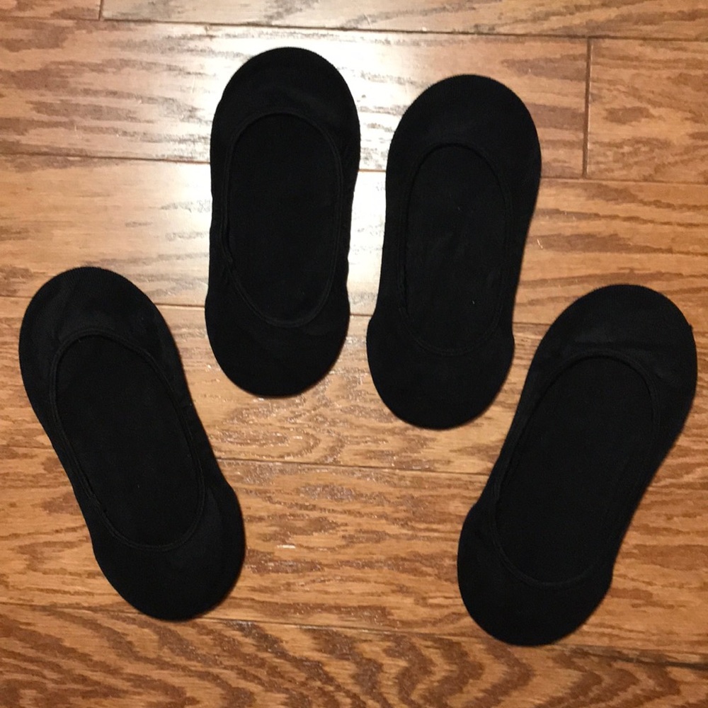 Women’s black liner socks with heel grips